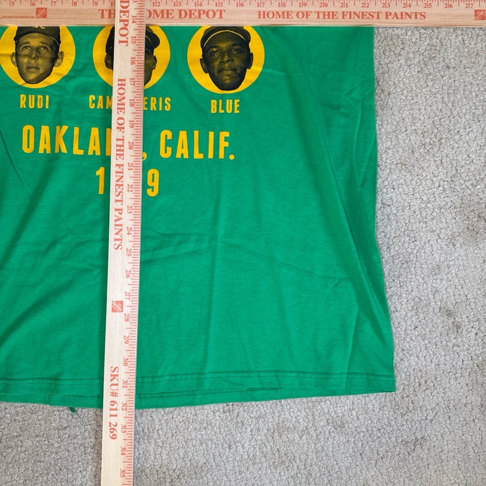NWT Oakland A’s 1969 Boys of Summer Bando/Rudi/Vida/Fingers T-Shirt Green XL - Picture 4 of 8